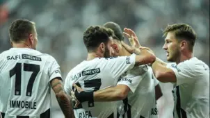Beşiktaş'ın Yaşlı Kurdu Avrupa'ya Gitti! Yeni Takımındaki Maaşı ve Vedası Çok Konuşulacak... - Borsametre