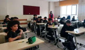 Yeni Eğitim Sistemi: Liseler 2 Yıla Düşünce Öğrenciler Üniversiteye Erken Gidecek!  - Borsametre