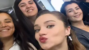 Hudutsuz Sevda'da Ayrılık Kararı İptal Oldu! Güzel Oyuncu Dizinin Yeni Sezonunda Olacak! - Borsametre