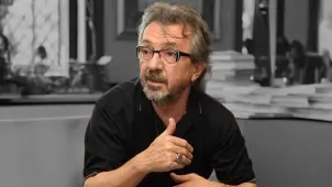 Osman Sınav Hayatını Kaybetti: Türk Televizyonunun Usta İsmi Aramızdan Ayrıldı! - Borsametre